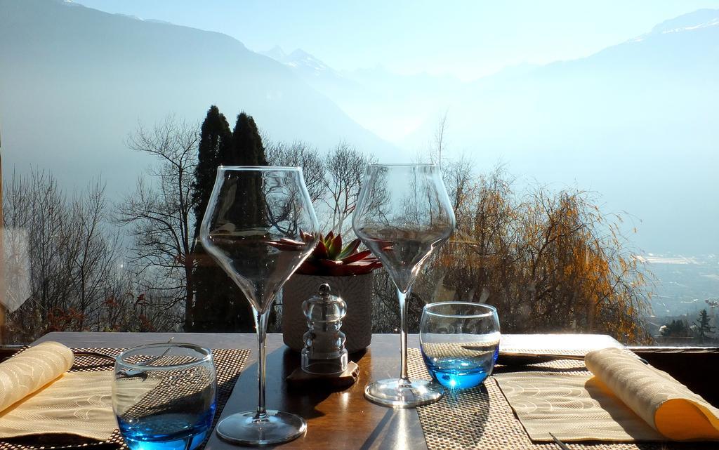 Boutique Hotel Panorama Crans-Montana Bagian luar foto